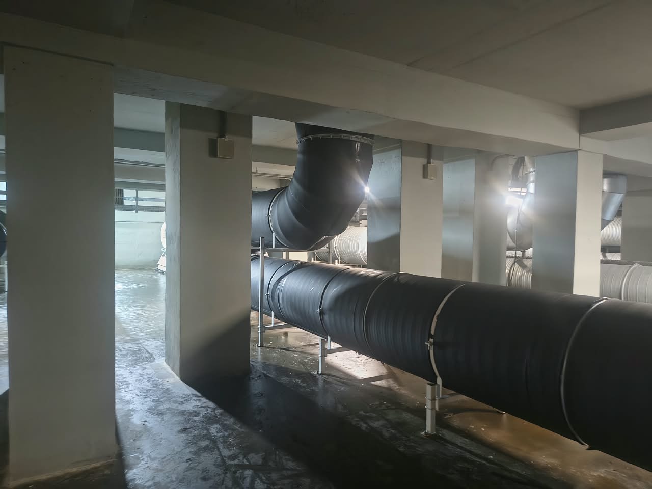 Tubulações com isolamento térmico em espuma elastomérica